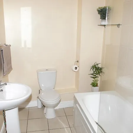 Arch House Apartments Athlone Esterno foto